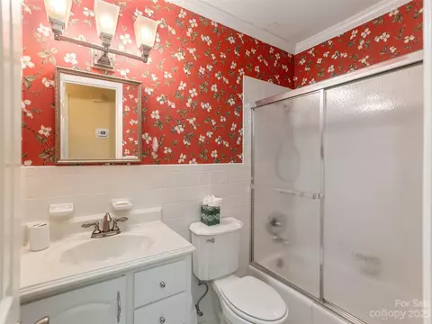 102 Boyd C-2 Dr #C-2, Flat Rock, NC 28731 photo 12