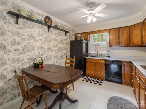 102 Boyd C-2 Dr #C-2, Flat Rock, NC 28731 photo 8