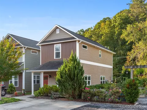 6 Mill Creek Loop, Asheville, NC 28806