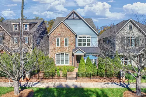 111 Boyce Rd, Charlotte, NC 28211
