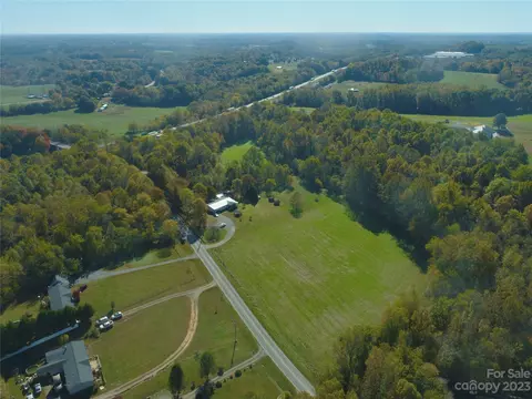 00 Rena Rd, Hamptonville, NC 27020