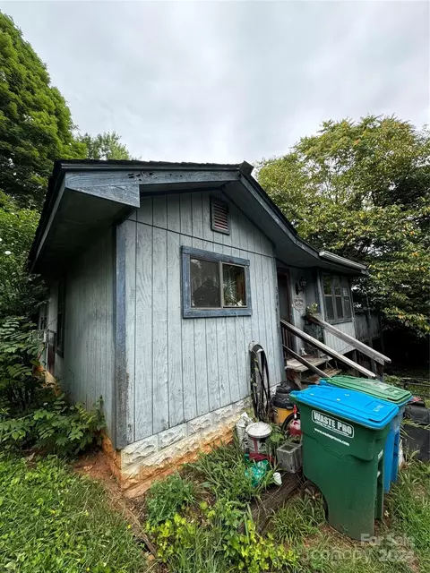 366 Emma Rd, Asheville, NC 28806