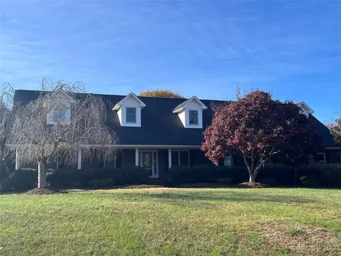 11448 Terrill Ridge Dr, Davidson, NC 28036