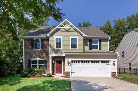 1094 Callonwood Dr, Matthews, NC 28104