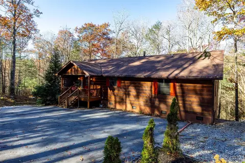 197 Laurel Dr, Sapphire, NC 28774