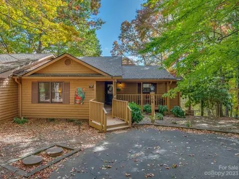 106 Appledore 8 Ct #8, Lake Lure, NC 28746