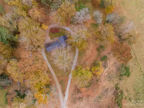 2980 Haywood Rd, Lenoir, NC 28645