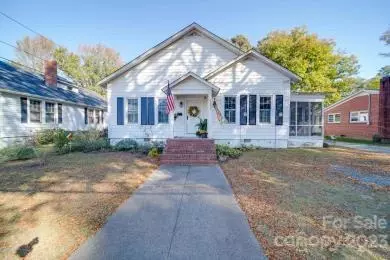 213 Leak Ave, Wadesboro, NC 28170