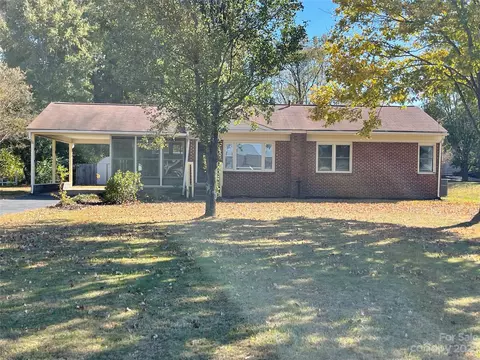 2461 Montford Ave, Concord, NC 28027