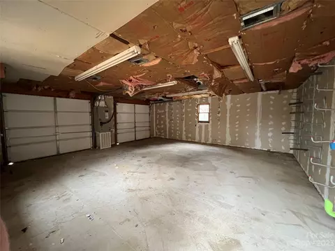 2425 Old Cedarwood Nw Dr NW, Concord, NC 28027 photo 16