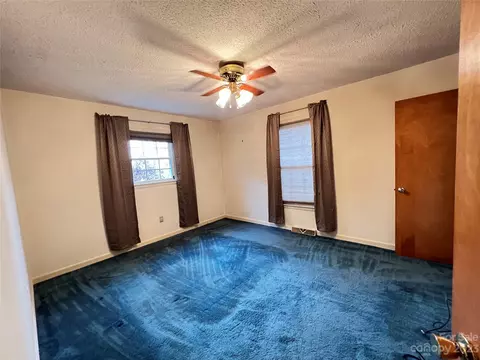 2425 Old Cedarwood Nw Dr NW, Concord, NC 28027 photo 10