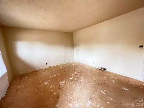 2425 Old Cedarwood Nw Dr NW, Concord, NC 28027 photo 7