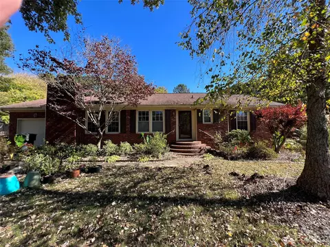 2425 Old Cedarwood Nw Dr NW, Concord, NC 28027