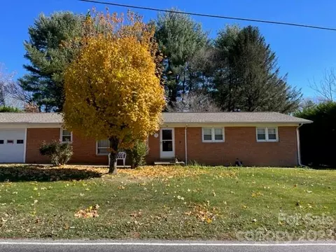 56 Thompson Cove 8 Rd #8, Clyde, NC 28721