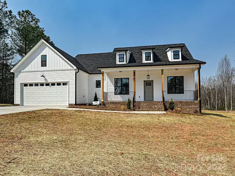 208 Old Pinckney Rd, York, SC 29745