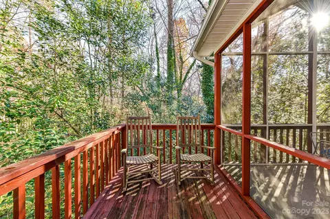 325 Cathey St, Davidson, NC 28036 photo 24