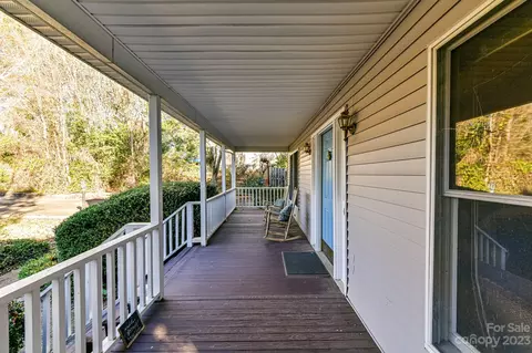 325 Cathey St, Davidson, NC 28036 photo 5
