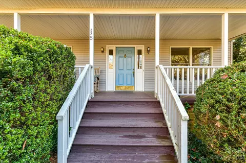 325 Cathey St, Davidson, NC 28036 photo 4