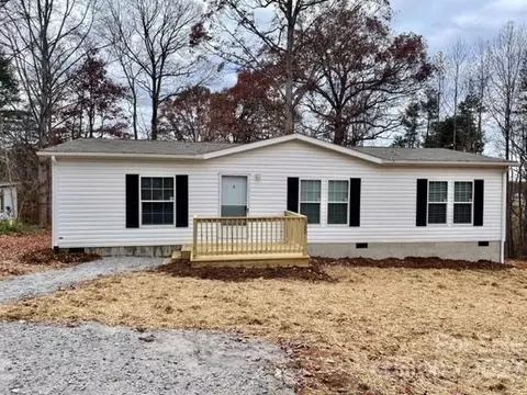1300 Jacobs Ln, Morganton, NC 28655