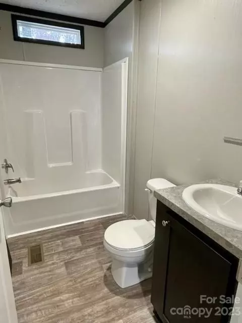 1300 Jacobs Ln, Morganton, NC 28655 photo 13