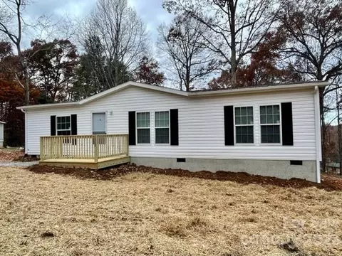 1300 Jacobs Ln, Morganton, NC 28655 photo 2