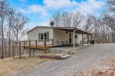 520 Maranatha Way, Waynesville, NC 28785