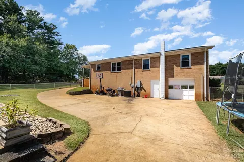 907 E Main St, Shelby, NC 28150 photo 23