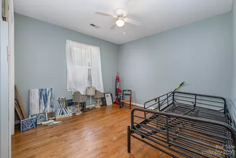 907 E Main St, Shelby, NC 28150 photo 17