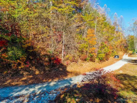 0000 Comet View Ln, Flat Rock, NC 28731 photo 35