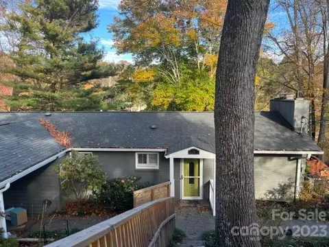 74 Plymouth Cir, Asheville, NC 28803