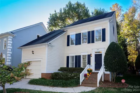 2617 Landing View Ln, Charlotte, NC 28226