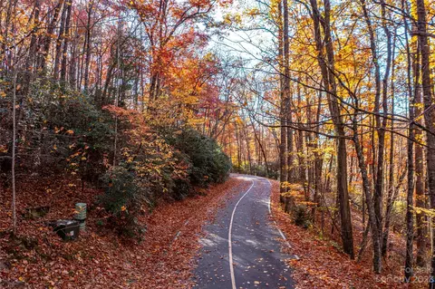 Christy Trail, Sapphire, NC 28774