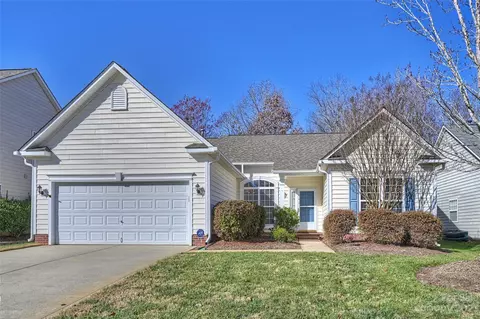 2028 Farmingham Ln, Indian Trail, NC 28079