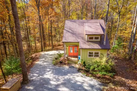 160 Robin Ln, Saluda, NC 28773 photo 2