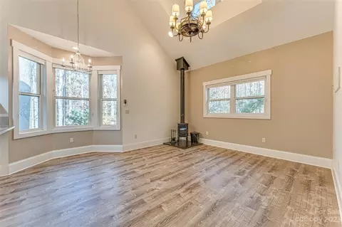 160 Robin Ln, Saluda, NC 28773 photo 3