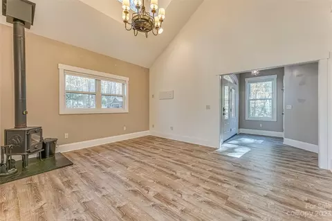 160 Robin Ln, Saluda, NC 28773 photo 4