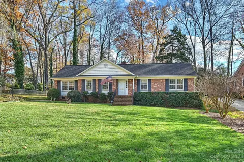 2720 Goneaway Rd, Charlotte, NC 28210