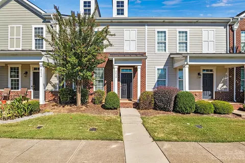 243 Waterlynn Rd, Mooresville, NC 28117
