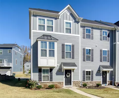 10840 Overlook Mountain Dr, Charlotte, NC 28216
