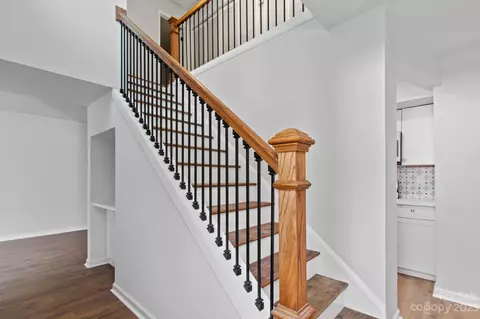 7117 Stonington Ln, Charlotte, NC 28227