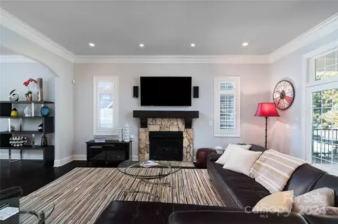 Living - 18807 Fore Sail Ct, Cornelius, NC 28031 photo 2 of 2