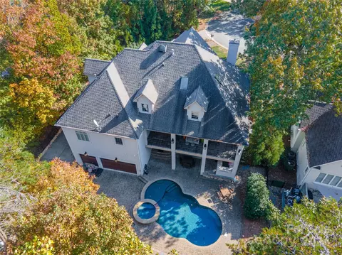 View/Area - 18807 Fore Sail Ct, Cornelius, NC 28031 photo 1 of 2