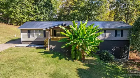 4889 Heavenly Ln, Morganton, NC 28655