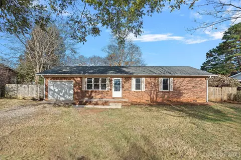 572 Brumley Rd, Mooresville, NC 28115