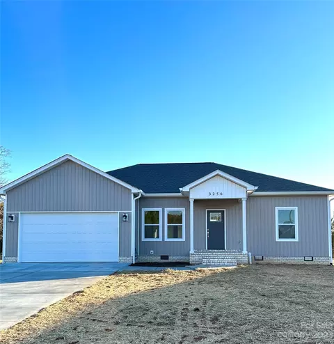 3256 Snow Creek Rd, Hickory, NC 28601