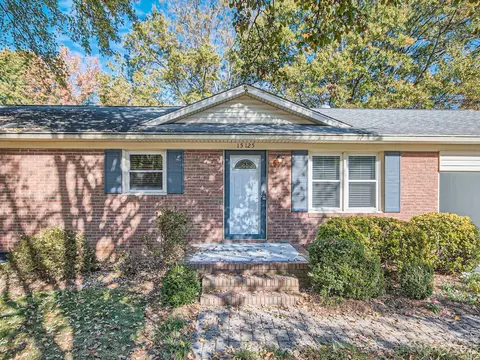 15125 Catawba S Cir S, Matthews, NC 28104