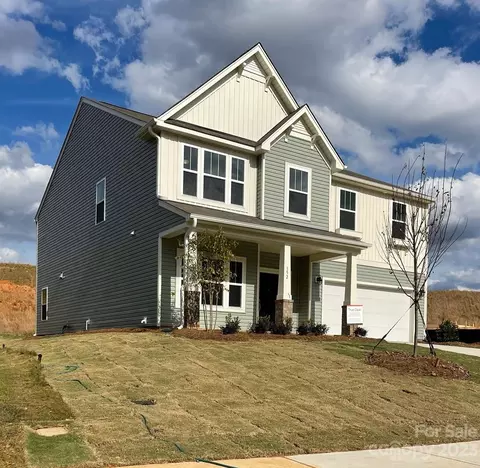 152 Batten Ridge Dr, Statesville, NC 28677