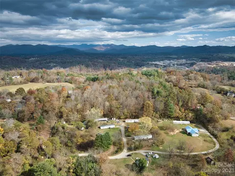 14 Sweet Pea Dr, Alexander, NC 28701 photo 10