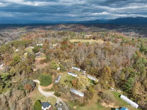 14 Sweet Pea Dr, Alexander, NC 28701 photo 2