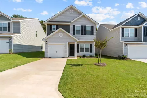 6004 Lowe Ln, Charlotte, NC 28214